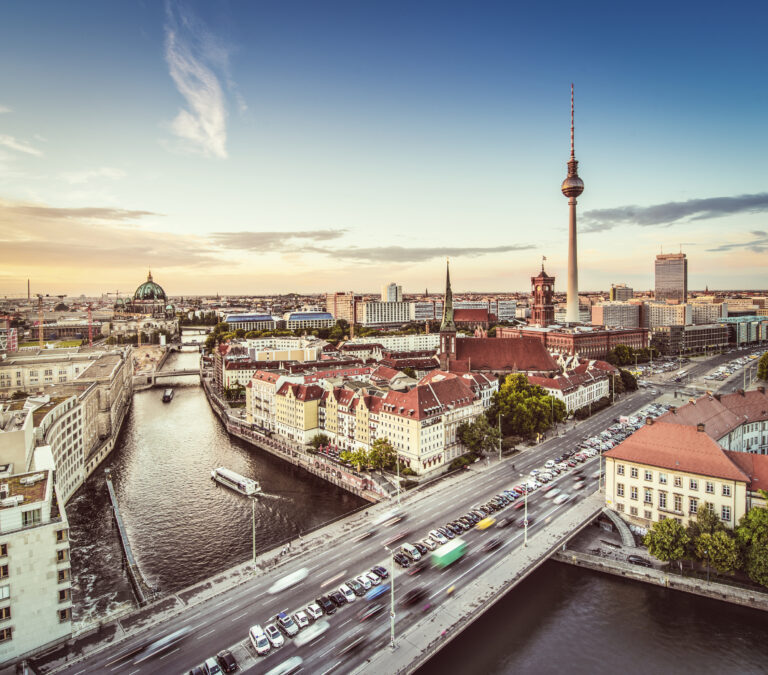 DZ HYP Studie „Regionale Immobilienzentren 2025|2026“: Oberzentren entwickeln sich stabiler als Metropolen