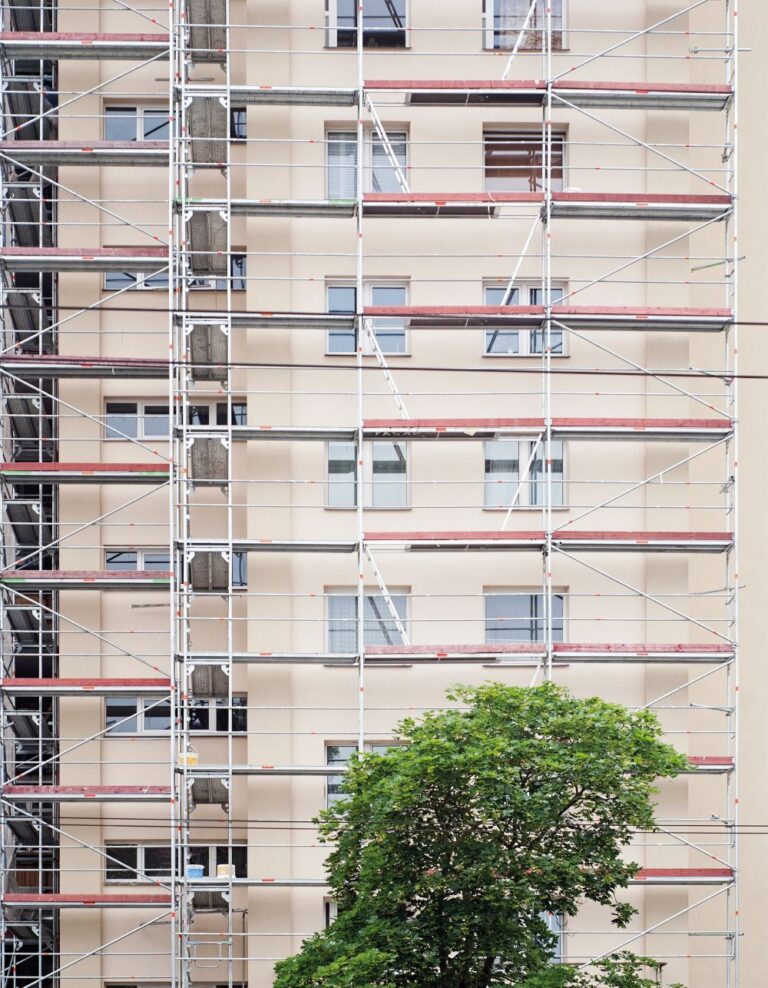 Branchenverbände reagieren auf den Bau-Turbo: Wohnungswirtschaft fordert Nachbesserungen